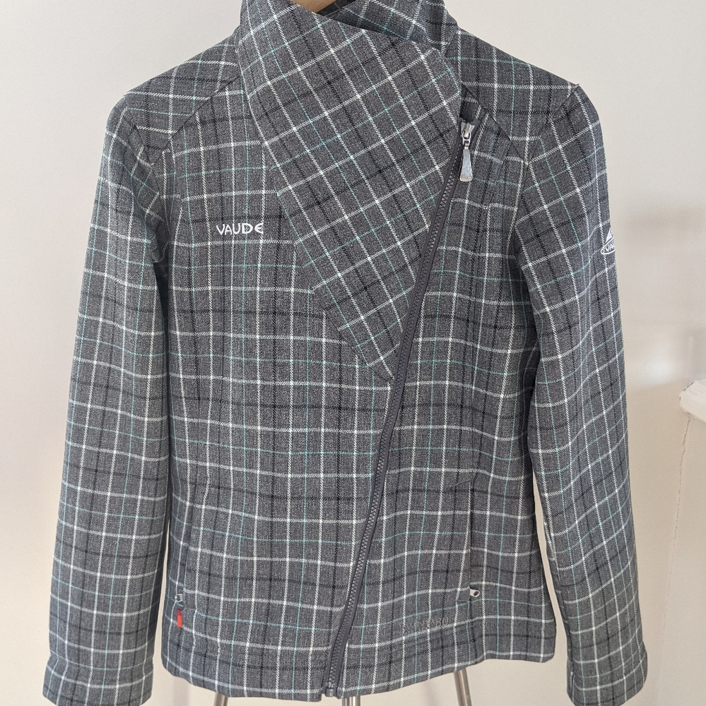 Vaude spring/fall coat European size XXS/34